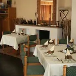 Otel Stadtidyll & Dependancen