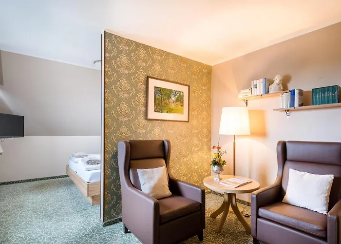Hotel Stadtidyll & Dependancen 3* Ротенбург